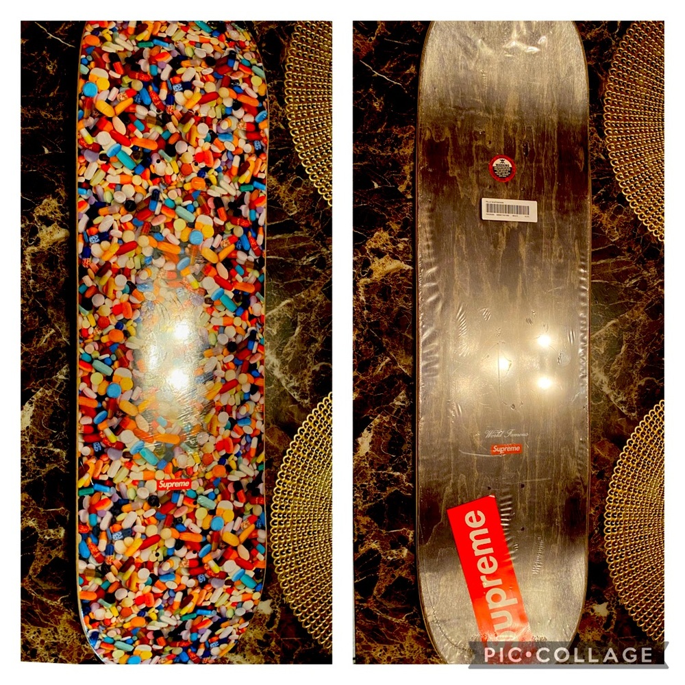 Supreme skateboard deck